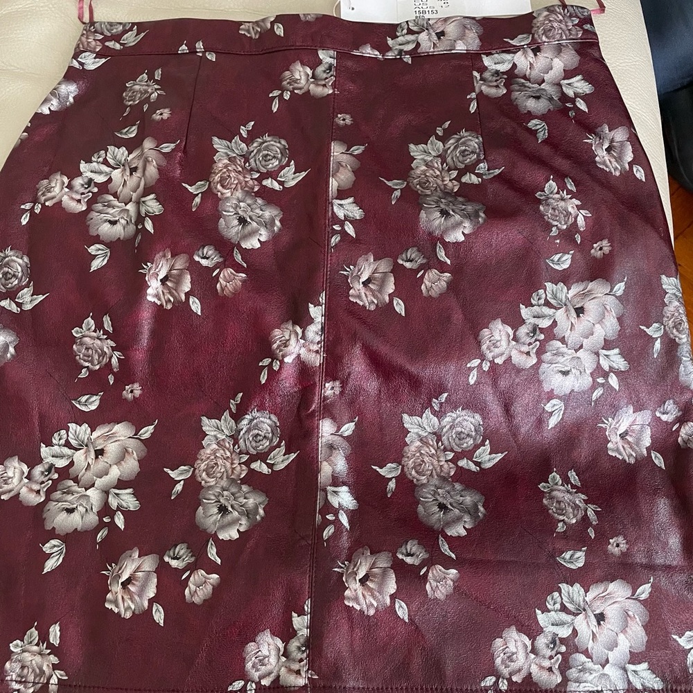 Diffuse ladies skirt